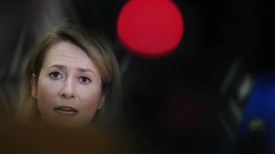 Európa musí zrýchliť zbrojenie, hovorí Kaja Kallasová. Od Ukrajiny sa má čo učiť
