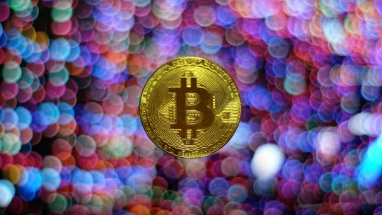 Najväčšia kryptozáhada sa odkrýva. Denník The New York Times tvrdí, že pozná autora bitcoinu