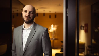 Kryptomeny, zlato či AI sektor. Do čoho sa oplatí investovať a čo má potenciál rastu?