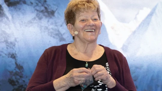 V 44 rokoch dobyla osemtisícovku. Dnes zachraňuje životy v horskej dedine