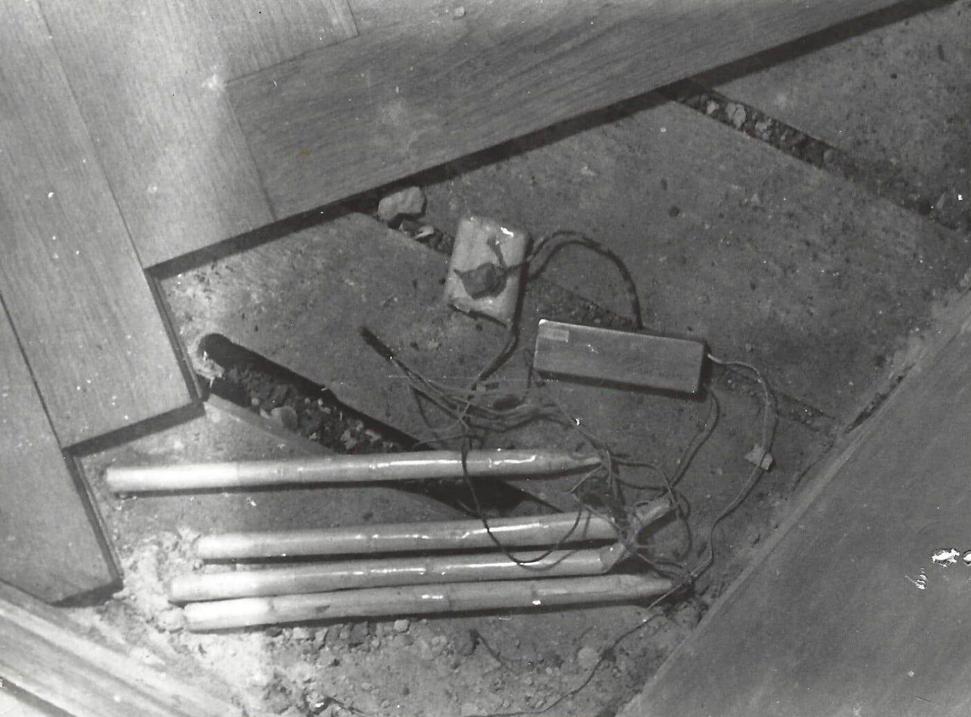 Júlia Sherwood Odpočúvacie zariadenie u Kalinovcov.