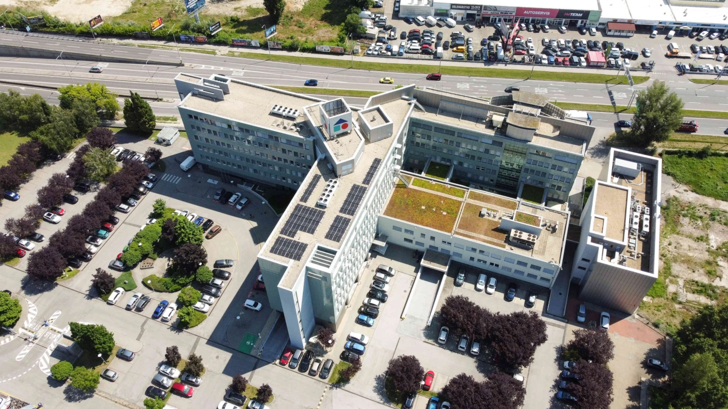 na snímke budova prvej stavebnej sporiteľne