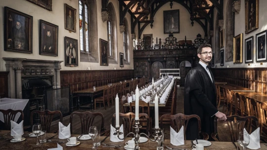 Prvý Čech s profesúrou na Oxforde. Neurochirurg Radek Kaiser operuje na hranici možností