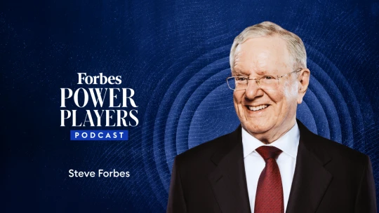 Steve Forbes exkluzívne: Žiadny štát nezískal prosperitu zvyšovaním daní, inšpirujte sa Švajčiarskom