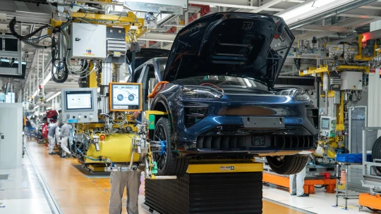 Volkswagen môže zrušiť až 140-tisíc miest. Štyrom závodom hrozí zatvorenie