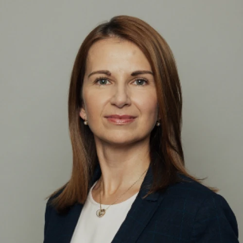 Mária Aľušíková, Head Investment Manager Oversight, Swiss Re
