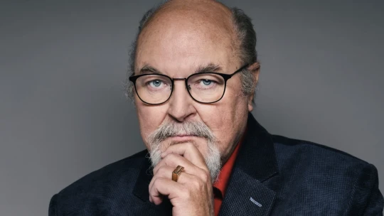 Vychovávame deti k úspechu, nie k slušnosti. Psychiater s rekordným počtom titulov varuje pred stratou zmyslu života