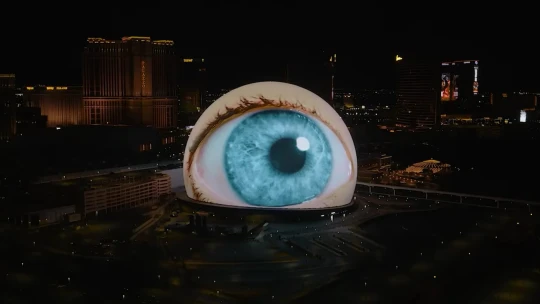 Nový Disneyland pre dospelých? Svietiaca guľa za miliardy môže radikálne zmeniť šoubiznis