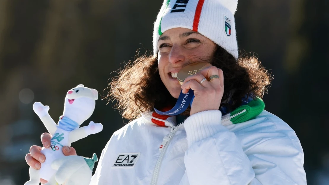 Krypto, byt alebo posmrtné milióny. Ako štáty odmeňujú olympijských medailistov?