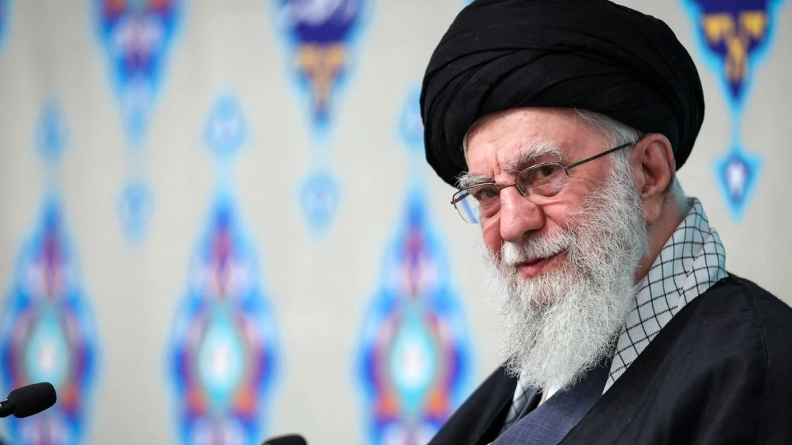 Iránsky vodca je mŕtvy, tvrdí Izrael. Trump povedal, že správe verí