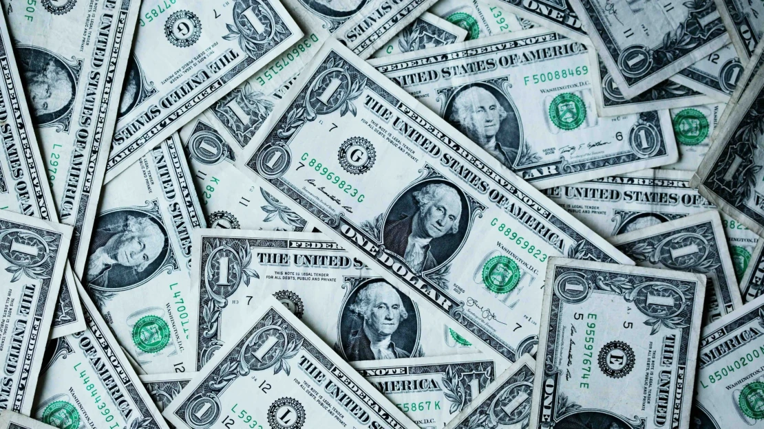 Globálne zadlženie vlani vzrástlo na rekordných 348 biliónov dolárov