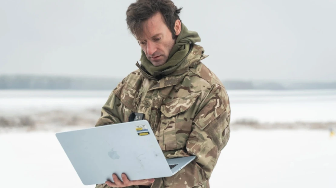 Je preverený bojmi na Ukrajine. Český zbrojársky miliardár investuje do britských dronov