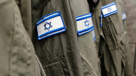 Izraelská armáda označila úder na Irán za svoj doteraz najväčší letecký útok