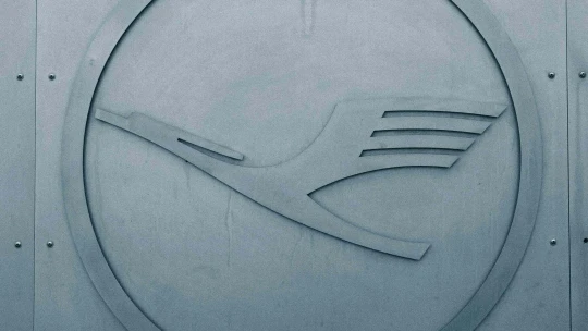 Lufthansa sa prihlásila k temnej kapitole dejín, bola súčasťou nacistického systému