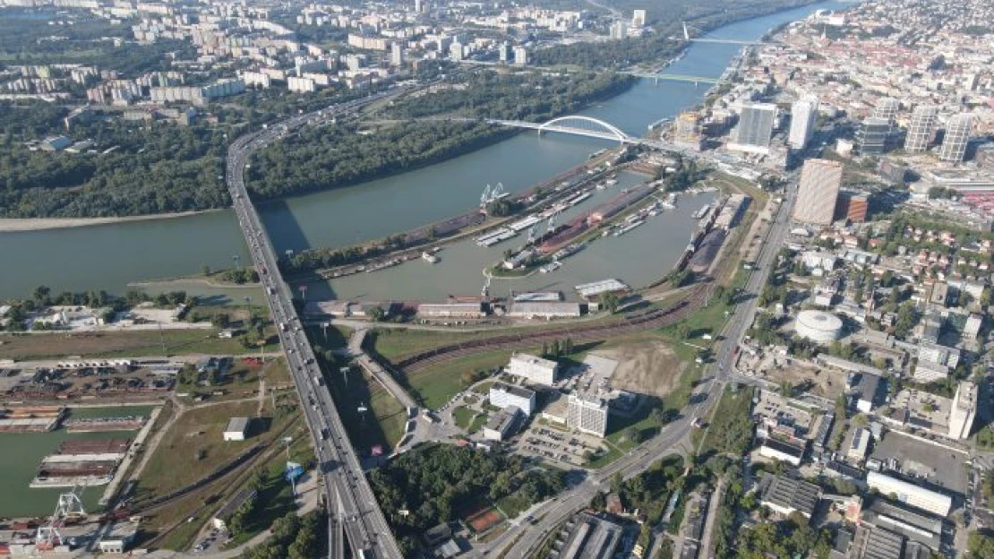 V Bratislave mal vyrásť LNG terminál. Projekt za 40 miliónov však stopli