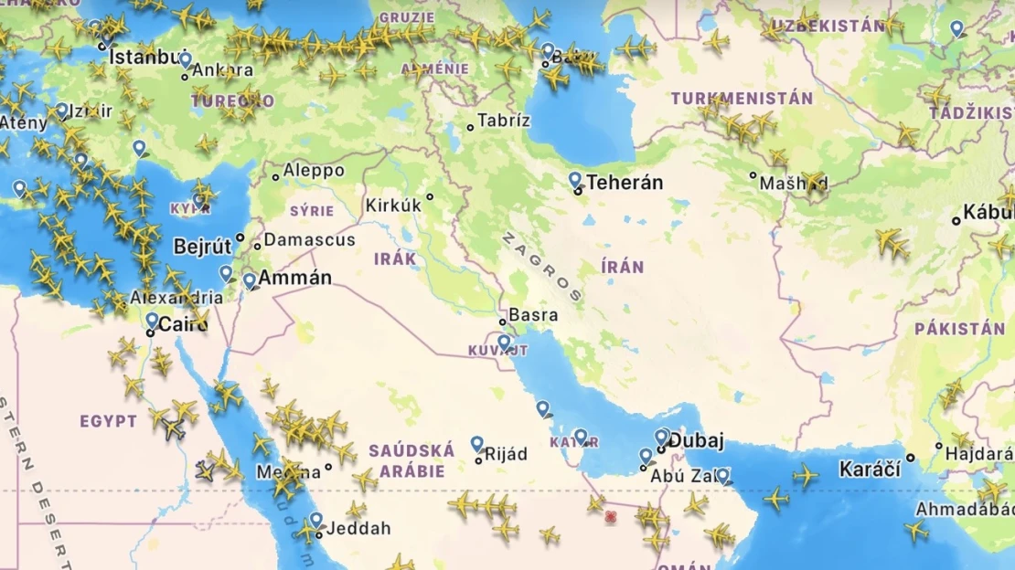 Dubaj nedostupný, krajiny Perzského zálivu s ním. Letecké spoločnosti rušia lety