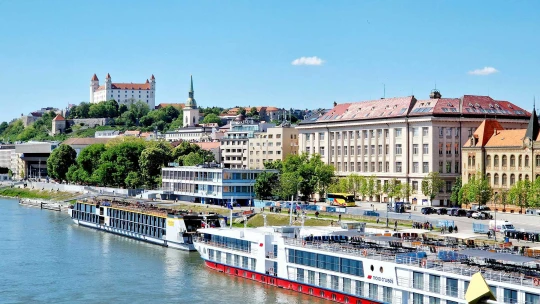 Bratislava je mestom s dobrým finančným zdravím, tvrdí magistrát. Reaguje na kritický rating