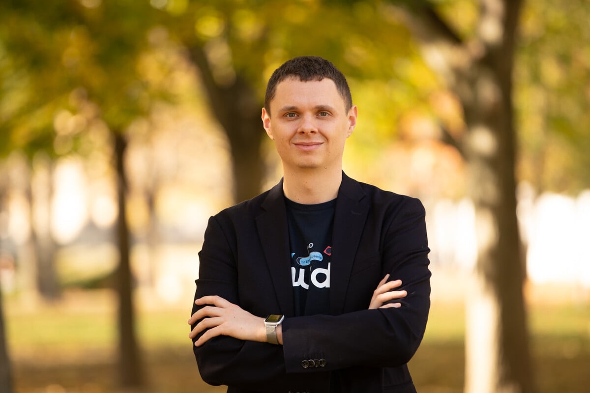 Marek Mansell, Erudo