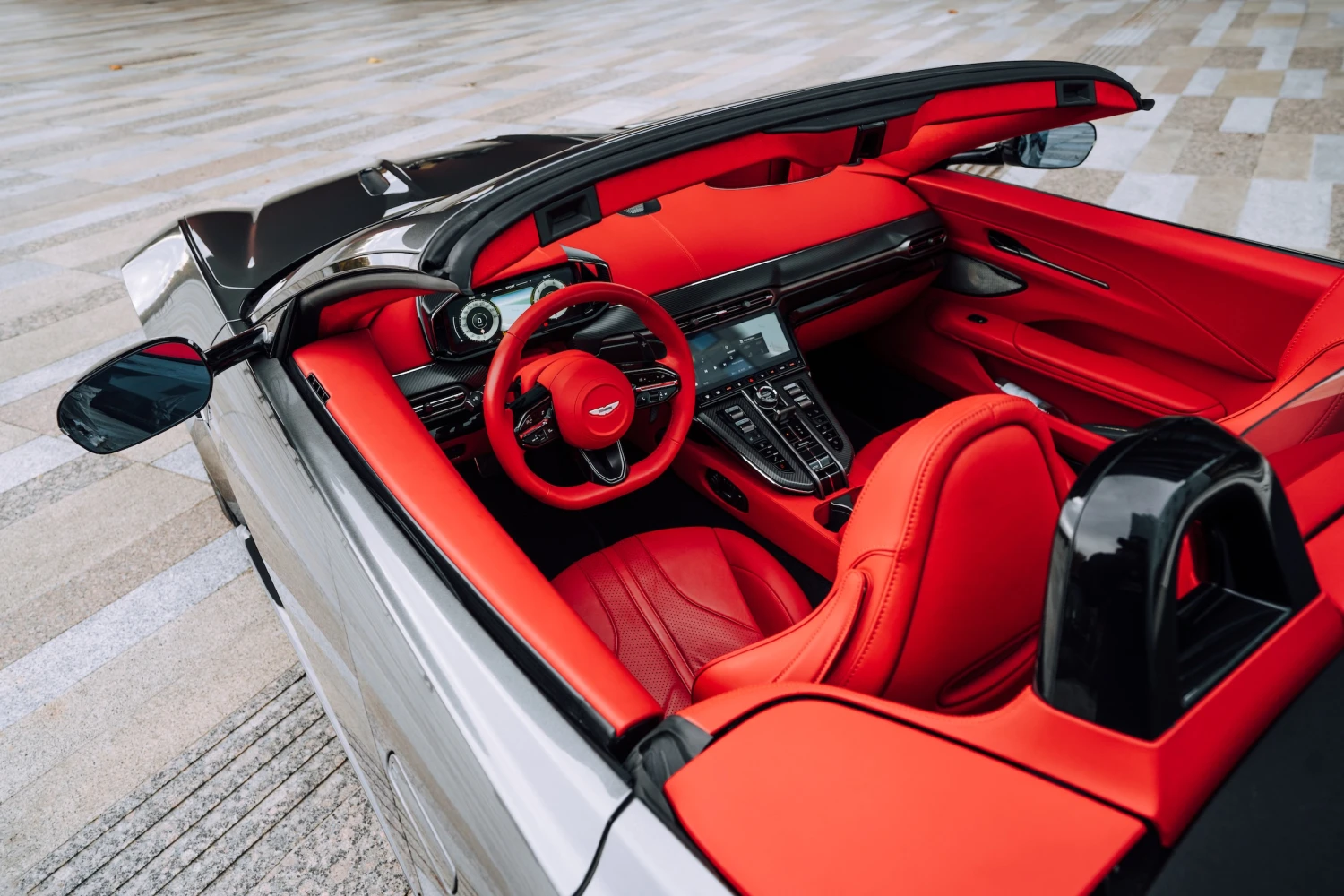 Aston Martin Vantage Rodster