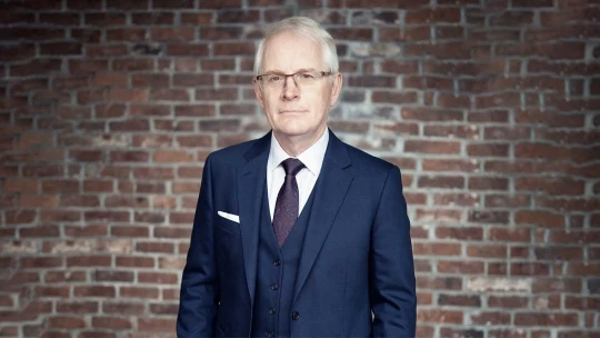 Pre AI mení spôsob investovania. Multimilionár končí s S&P 500 a má novú stratégiu