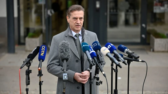 Slovinsko zavádza obmedzenia pri tankovaní. Na čerpačkách sa tvoria dlhé rady