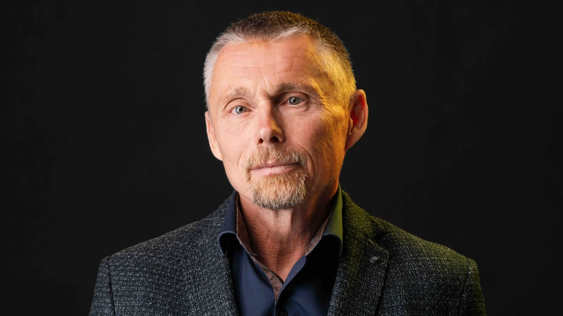 Jaroslav Maslen získal titul EY Podnikateľ roka 2025. Zo strechárskej firmy vybudoval biznis za desiatky miliónov