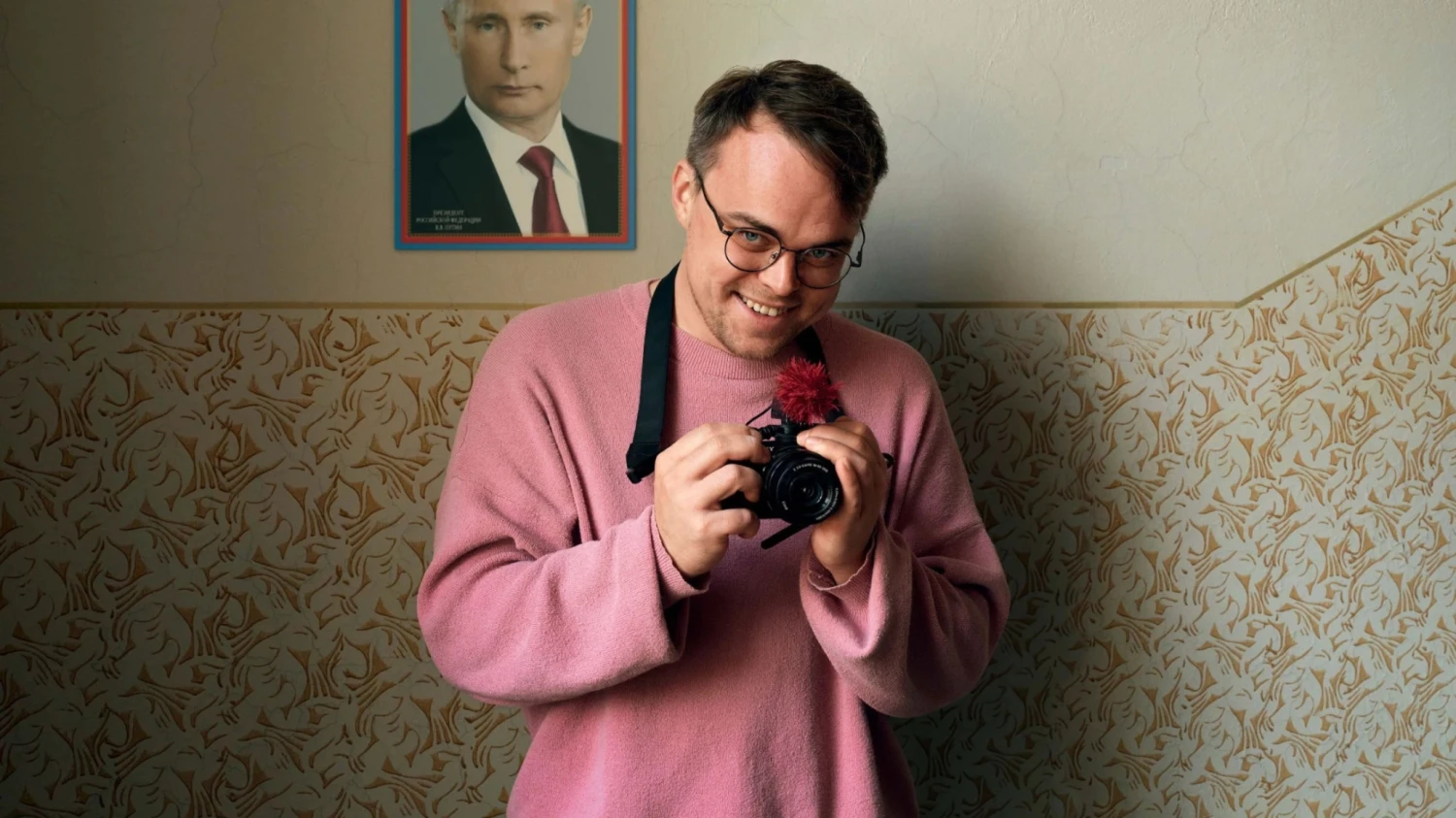 Učiteľ proti režimu: Pán Nikto proti Putinovi ukazuje, ako sa rodí propaganda