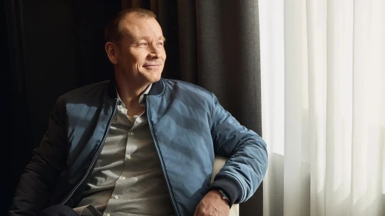 Český podnikateľ roka zachránil Groupon. AI už vie takmer všetko, čo dokážu biele goliere, hovorí