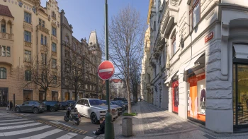 Kellnerová, Křetínský či Dospiva: Kto vlastní nehnuteľnosť v najluxusnejšej ulici Česka a Slovenska?