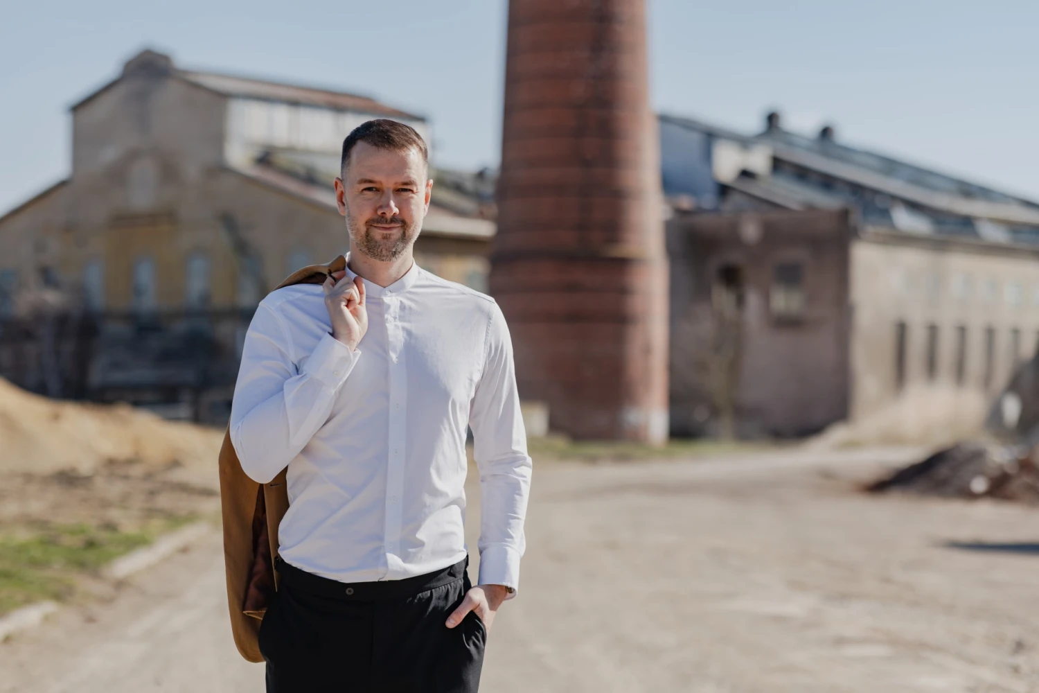 Karol Šebo: Mrakodrap v Trnave nie je kontroverzný, AirCar v Číne má sklz