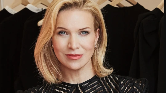 Dvadsať rokov značky Balvin. Ich couture šaty sa vypredajú do týždňa