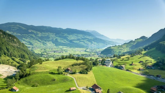 Európske obce platia tisíce eur za presťahovanie. Zapojiť sa môžu aj Slováci