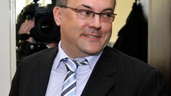 Muž z Istrokapitálu je stále v lige veľkopodnikateľov. Prieložný prepisuje veľkú časť firiem na rodinu