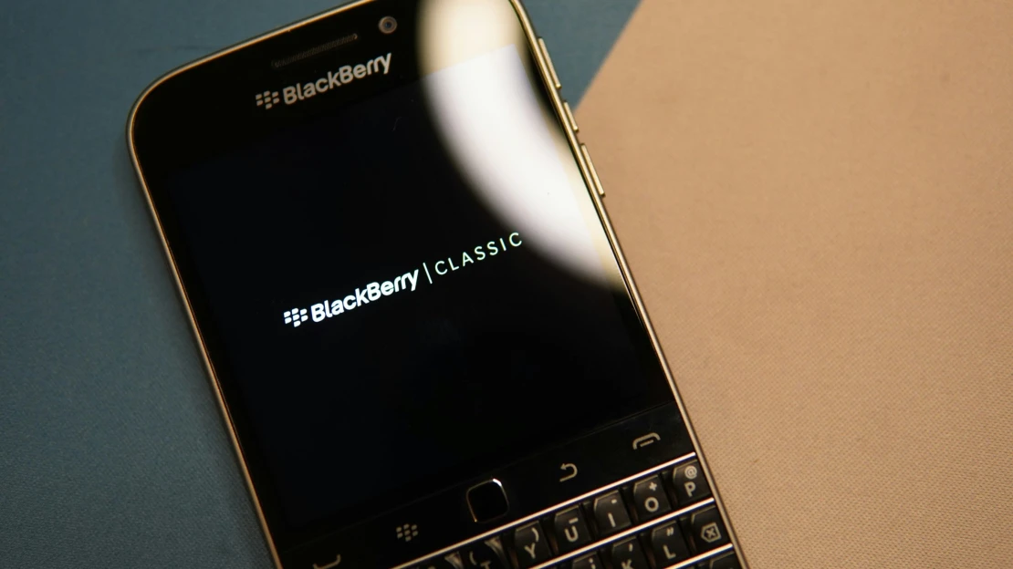 Zmŕtvychvstanie BlackBerry? Akcie letia nahor, ale vďaka mobilom to dávno nie je