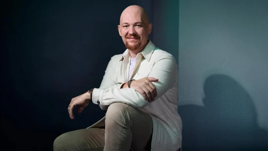 Bitka o budúcnosť kódovania. Zastaví malá firma s digitálnym plátnom dominanciu Anthropicu?