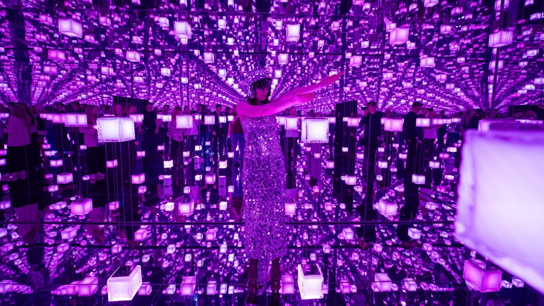 Electric Dreams? IQOS v novej farbe vás zoberie na miesta, o ktorých ste snívali
