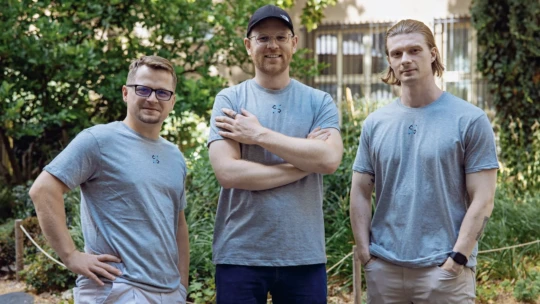 Zanechal kariéru vo Švajčiarsku a stavil na AI: jeho startup číta emócie počas online hovorov