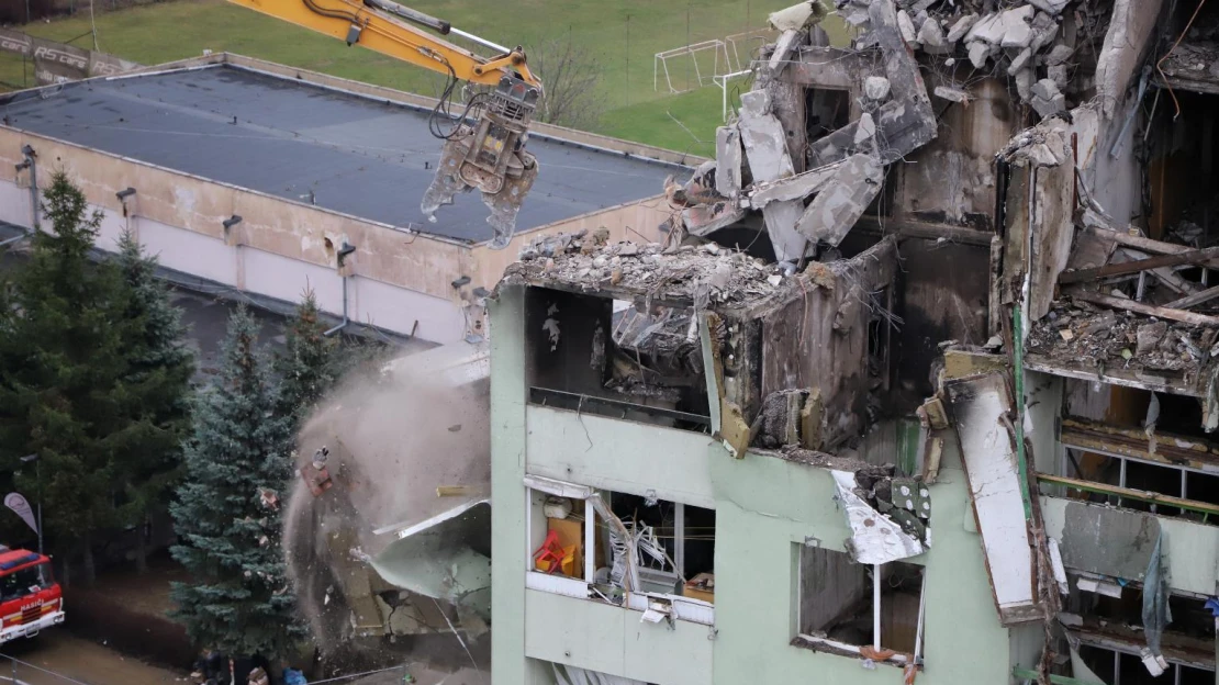Kto stavia na mieste vybuchnutej bytovky v Prešove? V Košiciach zbúral problémovú vilu po fotografovi