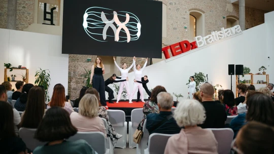 Ako hovoriť o budúcnosti s ľahkosťou? Odpovede prinesie podujatie TEDxBratislava 2026