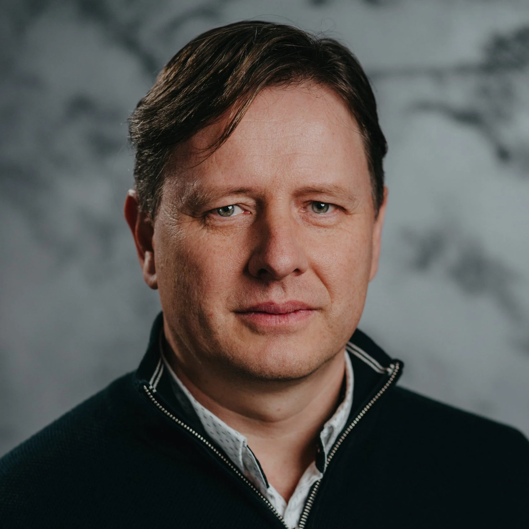 Ľubomír Očenáš, Manažér, výrobná firma