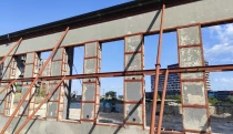 Z kultovej stavby zostala fasáda. Developer sľubuje dobudovanie na základe 3D skenov