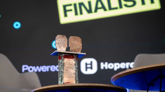 AI Awards 2026 poznajú laureáta. Ocenenie za dôveryhodnú umelú inteligenciu získala DAITABLE za úsporu energie 