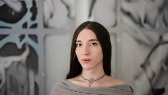 Trochu temné, trochu kvír. K umeniu ma priviedli ilustrácie metalových bookletov, hovorí Paula Gogola