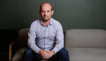 Finančný sprostredkovateľ otvorene: čo robia banky pre drahšie hypotéky