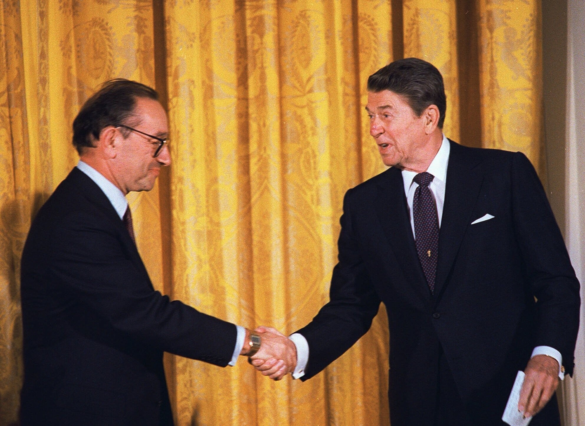 Alan Greenspan a Ronald Regan