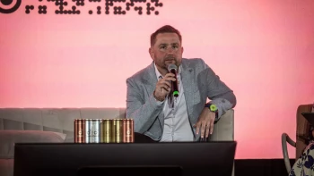Som pokojný. Panvice po nikom nehádžem, hovorí známy šéfkuchár Jan Punčochář