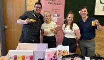 Letela 14 hodín na polhodinové rokovanie. Slovenskú značku dostala do amerických supermarketov