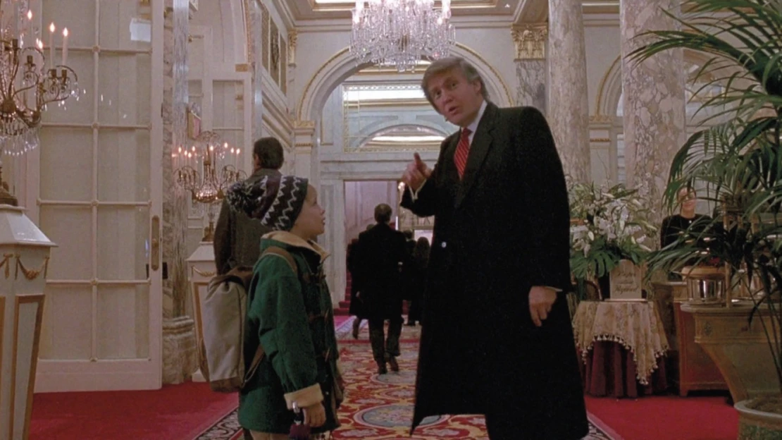Zaslúžilý umelec Donald Trump. Sedem sekúnd vo filme Sám doma mu vynáša dodnes