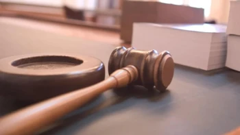 Vyše 6 200 ľudí prišlo o 91 miliónov eur. Výnosy im údajne vyplácali z peňazí nových klientov