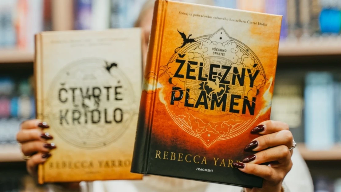 Draky, víly a milióny dolárov. Ako romantasy ovládlo globálny knižný biznis